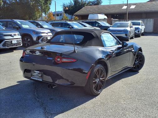 2025 Mazda MX-5 Miata Club