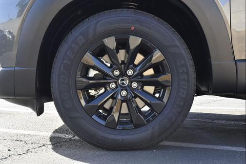 2025 Mazda CX-50 2.5 S Preferred Package