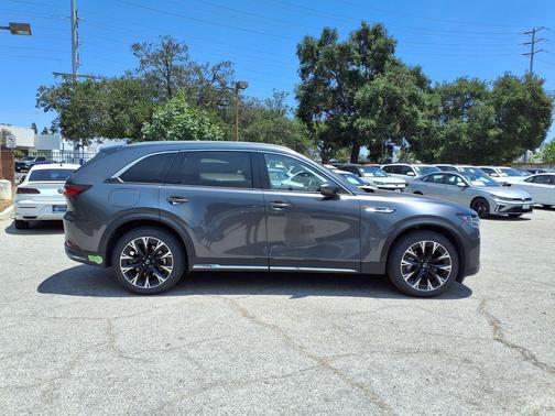 Machine Gray Metallic 2024 Mazda CX-90 PHEV Premium