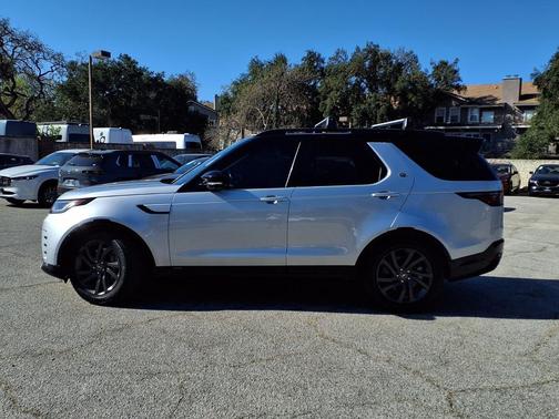 2022 Land Rover Discovery S R-Dynamic