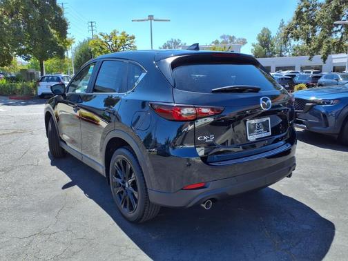 2025 Mazda CX-5 Carbon Edition