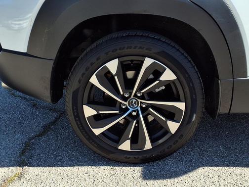 2025 Mazda CX-50 Hybrid Premium Plus