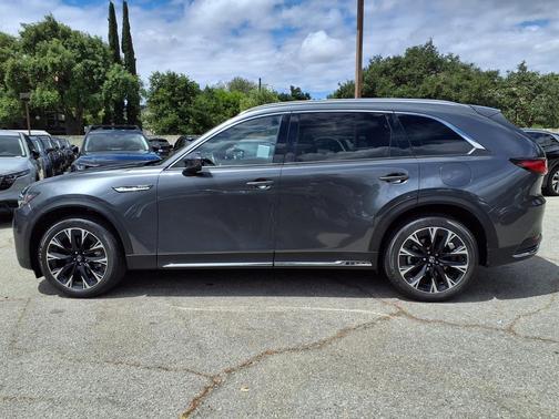 Machine Gray Metallic 2024 Mazda CX-90 PHEV Premium Plus