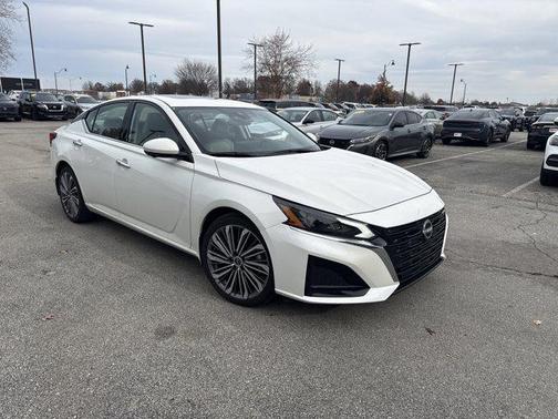 2025 Nissan Altima 2.5 SL