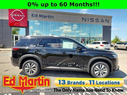 2025 Nissan Pathfinder SL 4WD