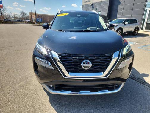 2022 Nissan Rogue Platinum