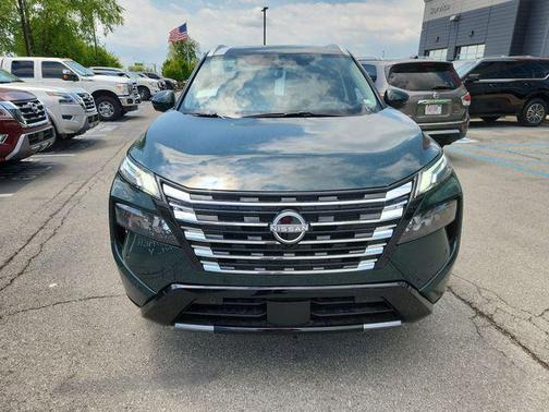 Obsidian 2026 Nissan Rogue Platinum