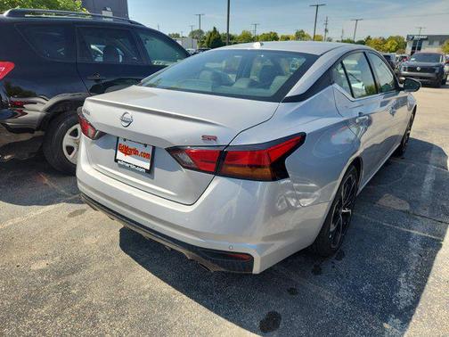 2024 Nissan Altima SR FWD