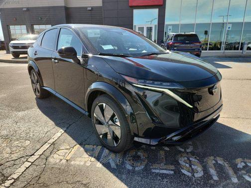 2025 Nissan ARIYA PLATINUM+