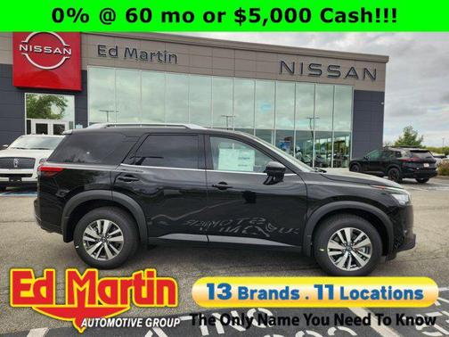 2025 Nissan Pathfinder SL 4WD