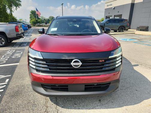 2025 Nissan Kicks SR