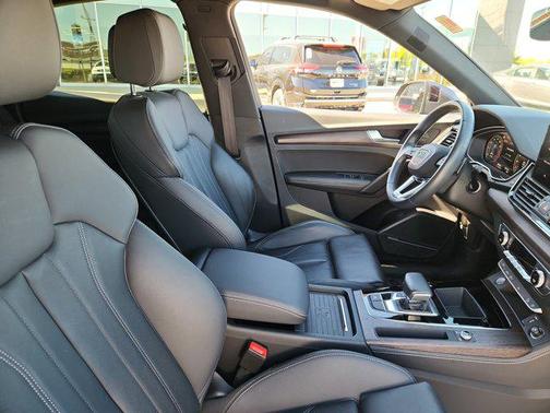 2021 Audi Q5 45 Premium Plus