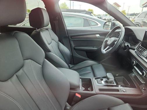 2021 Audi Q5 45 Premium Plus