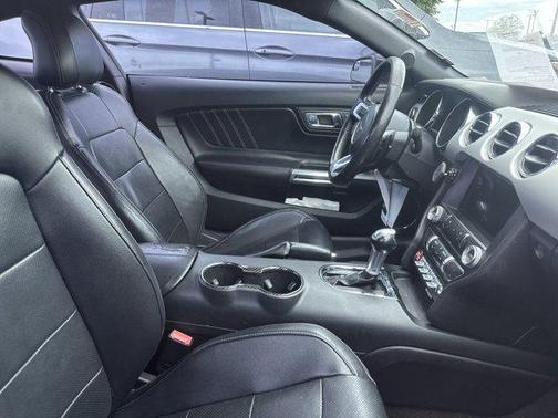 2016 Ford Mustang EcoBoost Premium