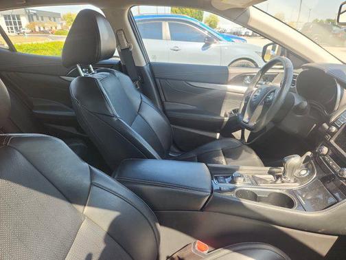 2023 Nissan Maxima SV Xtronic CVT