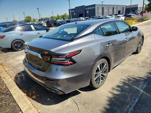 2023 Nissan Maxima SV Xtronic CVT