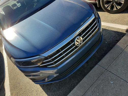 2022 Volkswagen Atlas Cross Sport 2.0T SEL