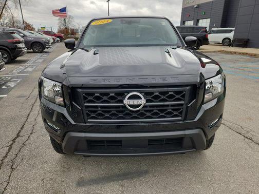 2024 Nissan Frontier SV