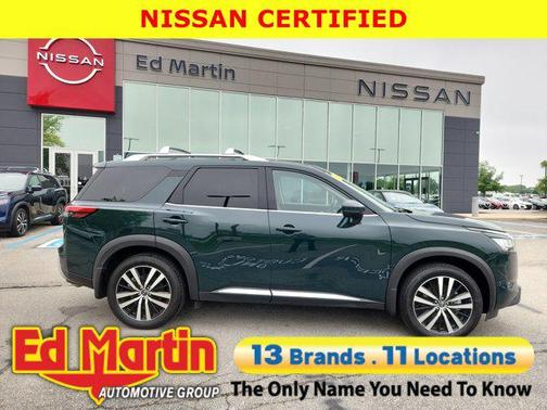 2024 Nissan Pathfinder Platinum FWD