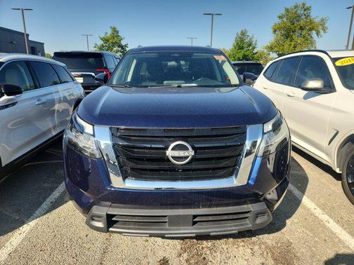 2022 Nissan Pathfinder SV 4WD