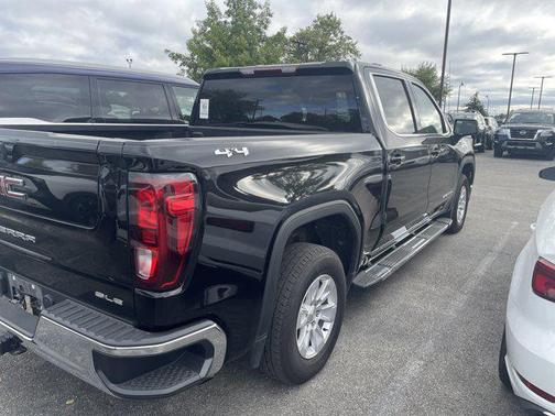 2022 GMC Sierra 1500 SLE