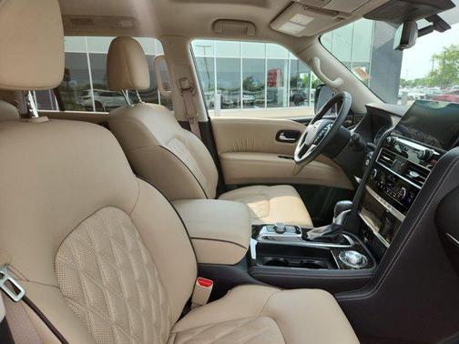 2024 Nissan Armada Platinum 4WD