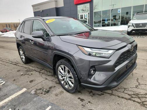 2022 Toyota RAV4 XLE Premium