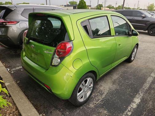 Lime 2014 Chevrolet Spark 1LT