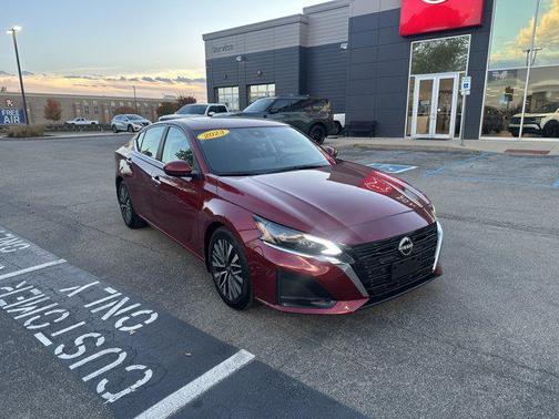 2023 Nissan Altima 2.5 SV