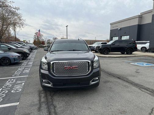 2017 GMC Yukon XL Denali