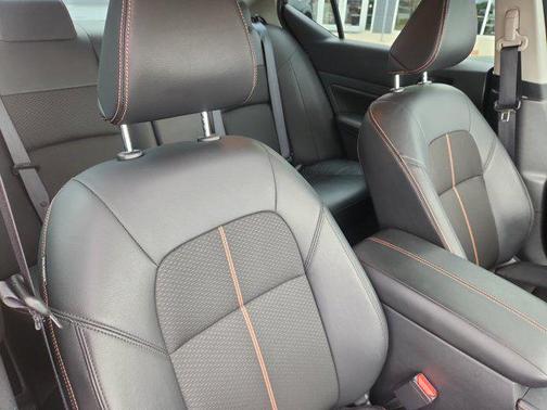 2022 Nissan Altima SR FWD