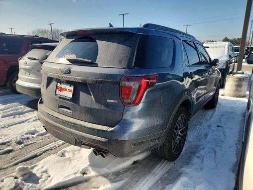 2018 Ford Explorer Sport