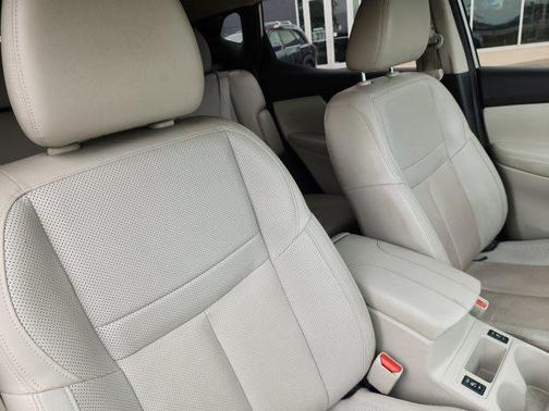 2021 Nissan Rogue Sport SL