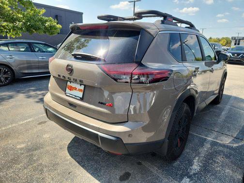 2025 Nissan Rogue Rock Creek