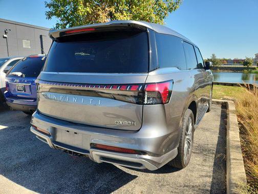 2025 INFINITI QX80 SENSORY AWD