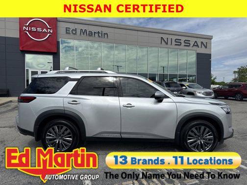 2024 Nissan Pathfinder SL 4WD