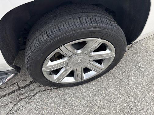 2016 Cadillac Escalade Luxury