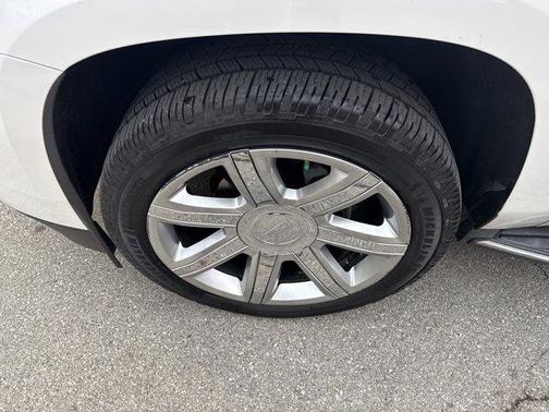 2016 Cadillac Escalade Luxury