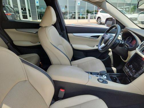 2022 INFINITI QX50 ESSENTIAL AWD