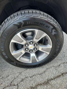 Summit White 2019 Chevrolet Colorado Z71