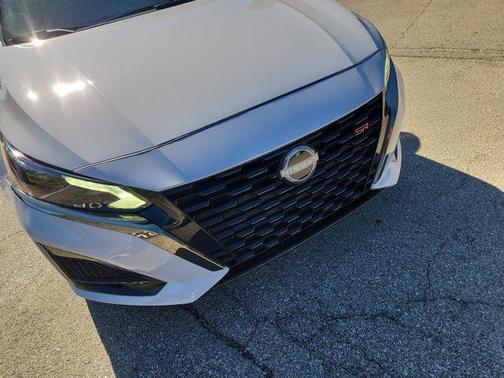 2025 Nissan Altima SR AWD