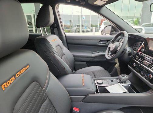 2025 Nissan Pathfinder Rock Creek 4WD