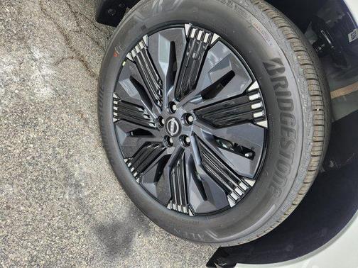 2025 Nissan Murano Platinum