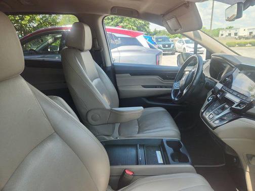 2020 Honda Odyssey Elite