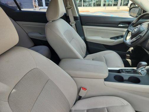 2020 Nissan Altima S FWD