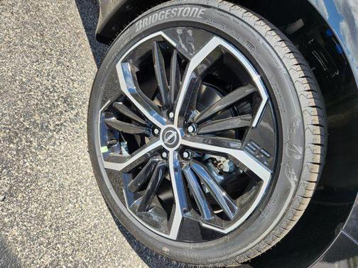 2025 Nissan Altima SR FWD