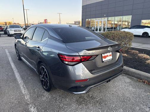 2025 Nissan Sentra SR