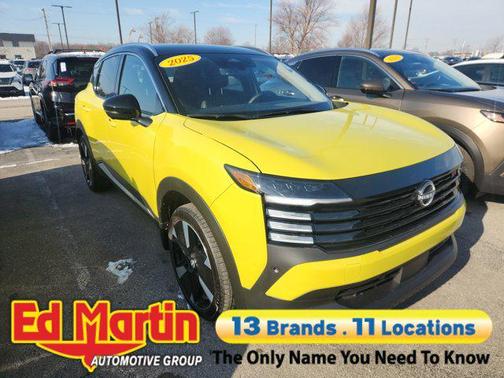 2025 Nissan Kicks SR