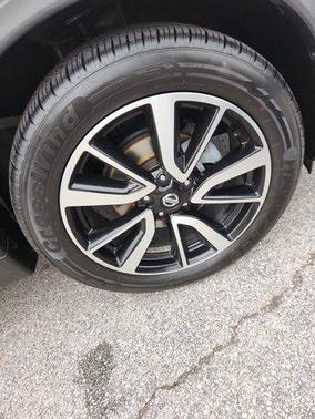 2020 Nissan Rogue SL