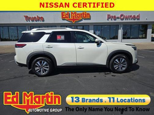 2024 Nissan Pathfinder SL 4WD